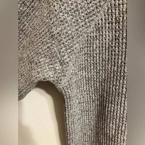 Old Navy Plush Waffle-Knjt Henley Top Grey Womens size Small - Picture 5 of 13